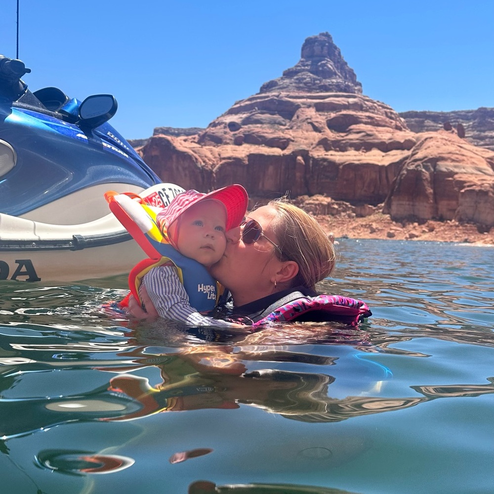 About.me. 🎉 - Picture 4 of 4